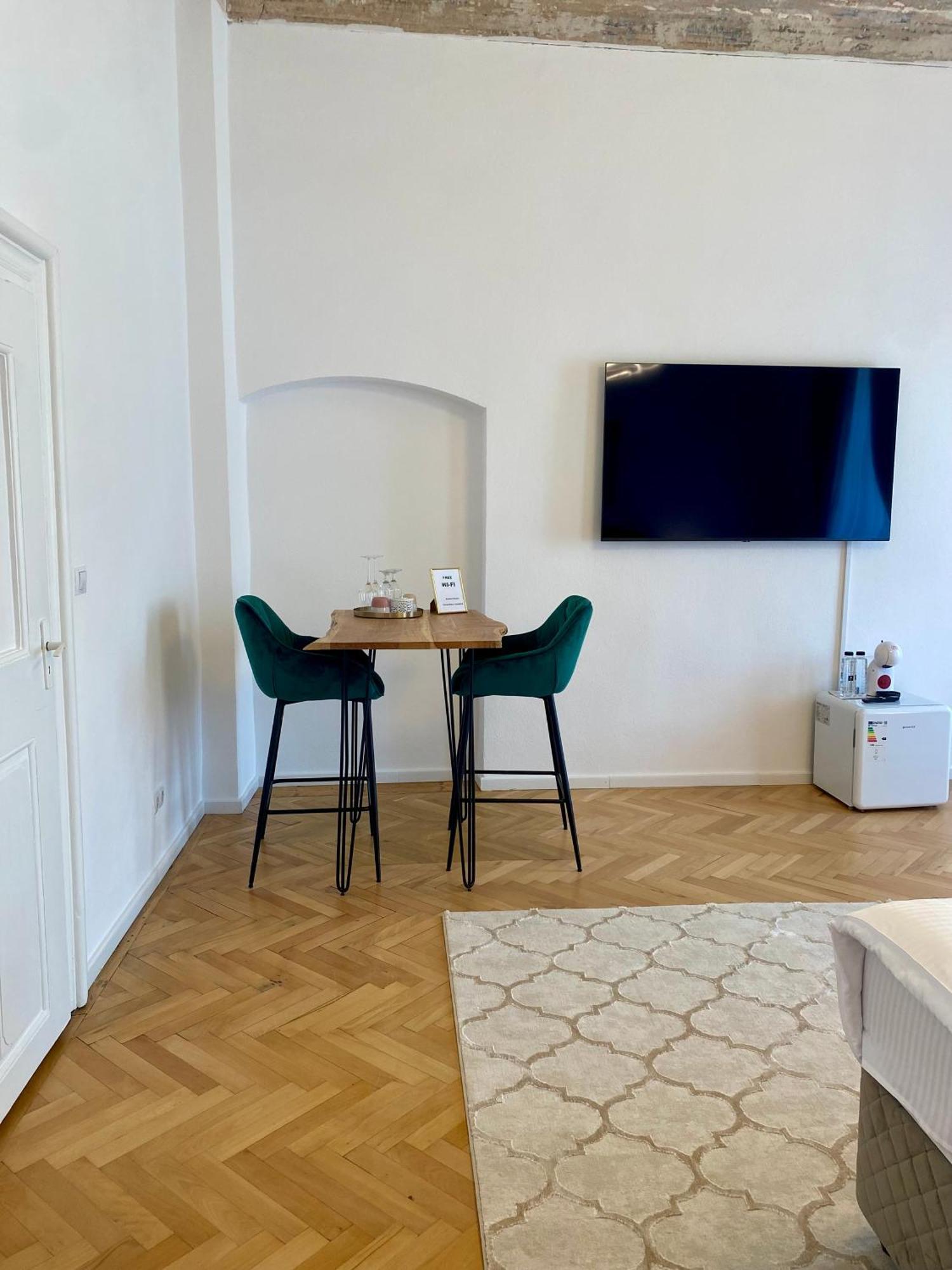 Schiller Rooms Sibiu Bagian luar foto