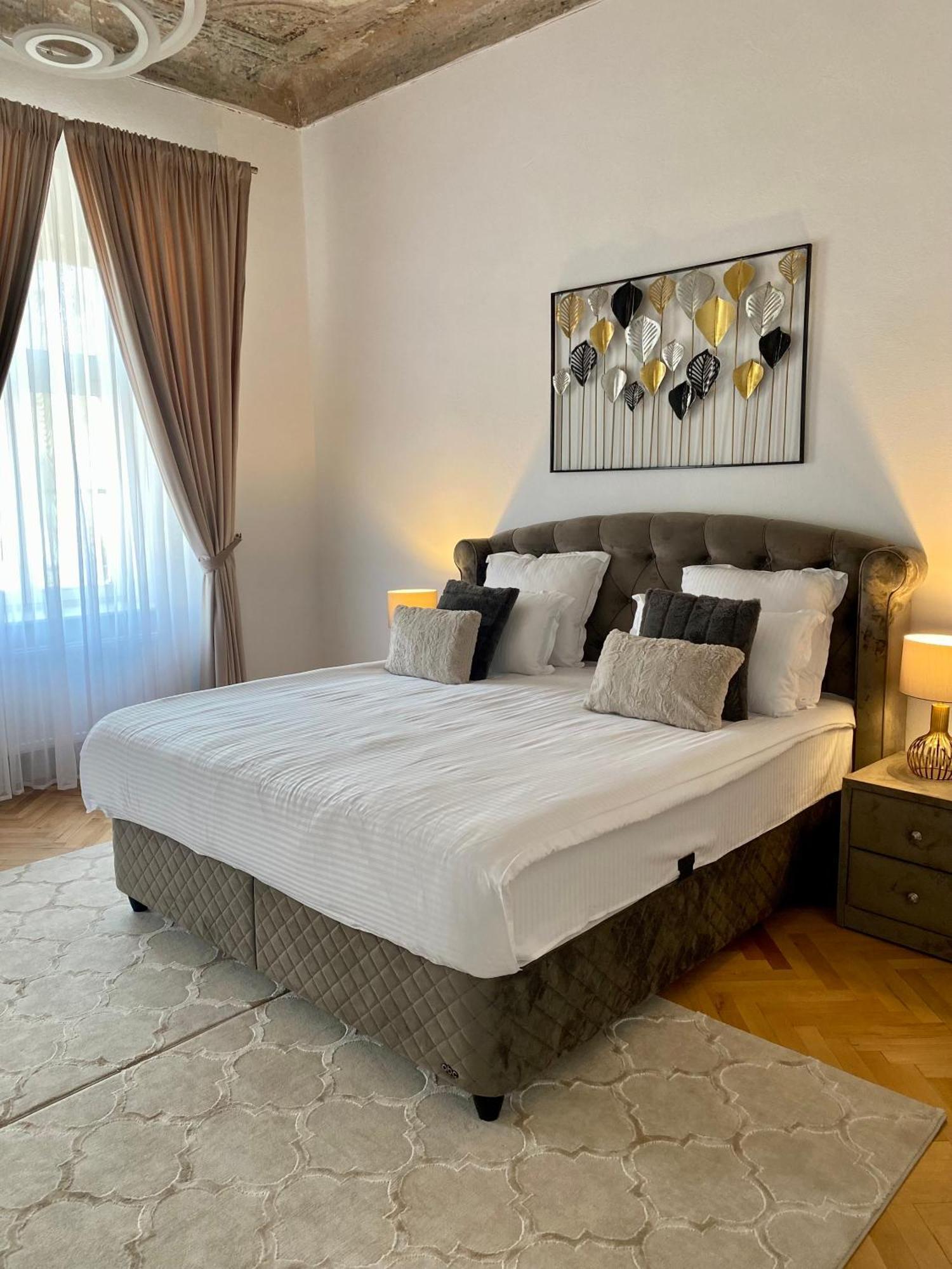 Schiller Rooms Sibiu Bagian luar foto